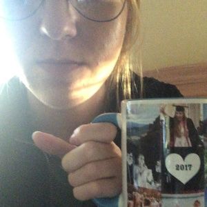 Meet your Posher, Lucy